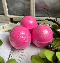 Load image into Gallery viewer, Bath bombs
